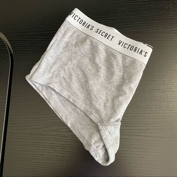 Victoria’s Secret Gray Logo Waist Boyshorts, XL - Picture 3 of 5